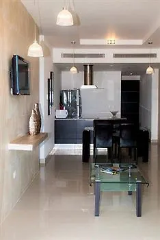 Barcelona Tower Suite Cancún Szálloda